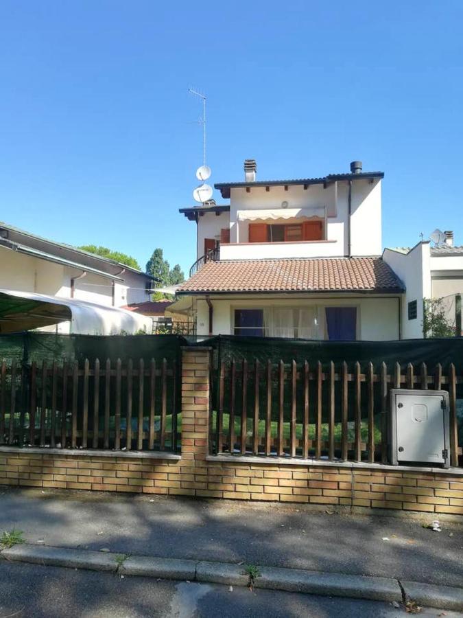 Charming House In Marina Di Ravenna With Fenced Garden Villa Exterior foto